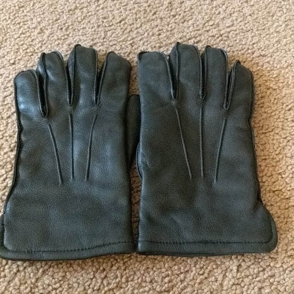 LL Bean deerskin gloves